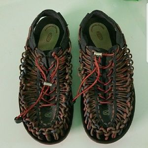 Men's Keen Shoes size 13